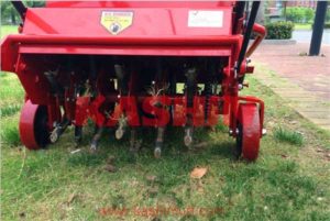 greens walking core aerator